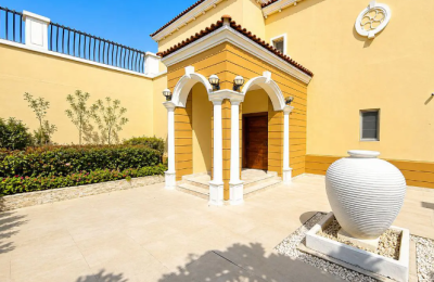 District 8, Jumeirah Park, Dubai