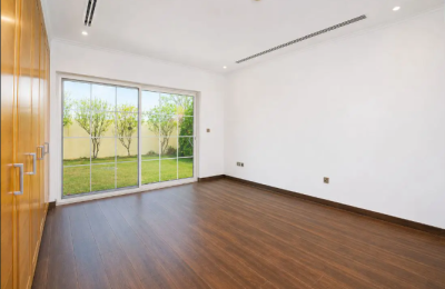 District 8, Jumeirah Park, Dubai